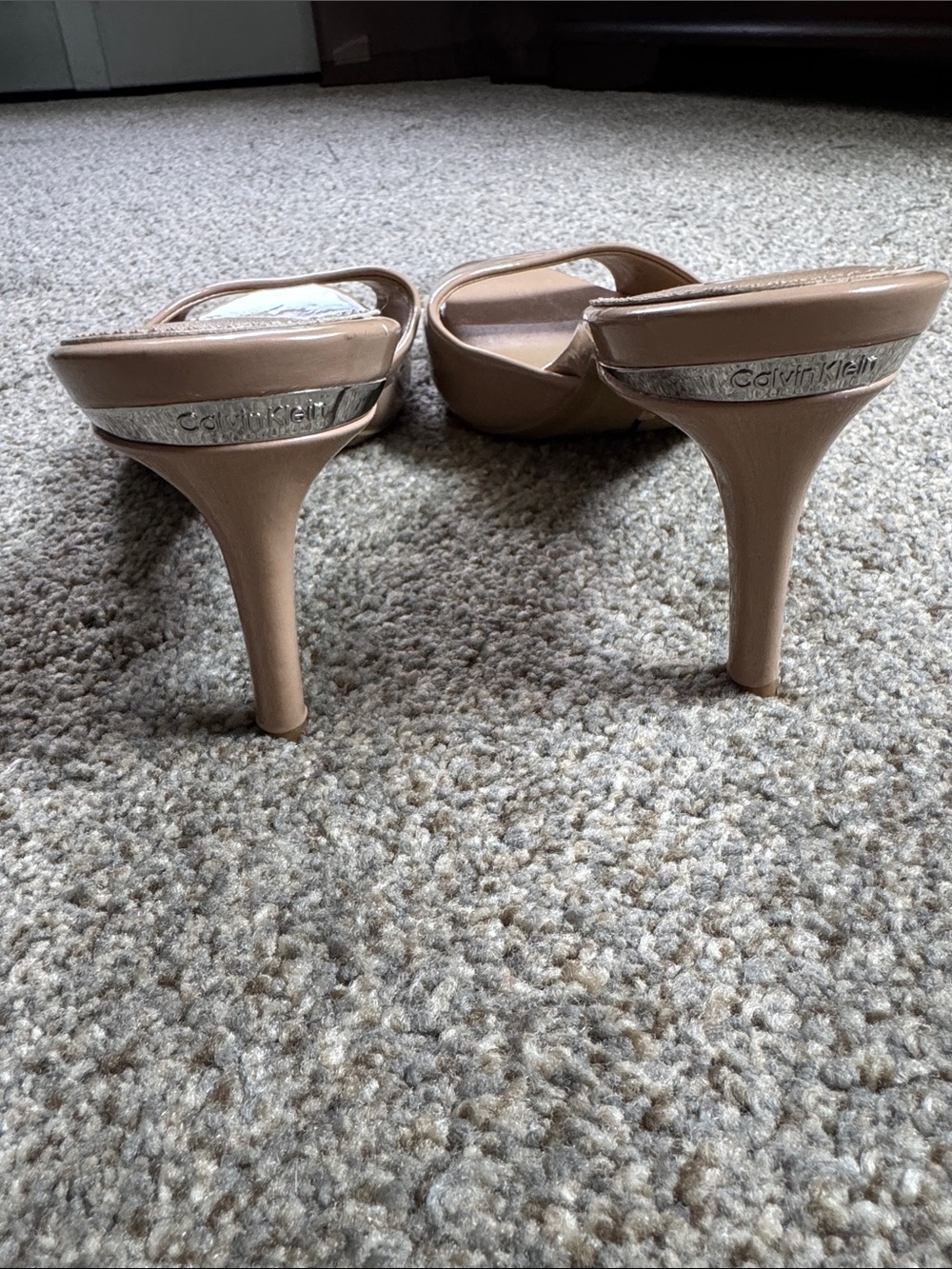 Calvin Klein Nude Patent Leather Slide Mules - Picture 2 of 4